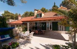 Supetar, Splitsko-dalmatinska 21400