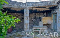 Stari grad, Splitsko-dalmatinska 21460