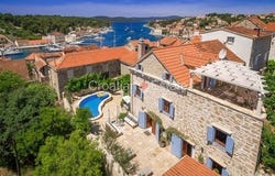Milna, Split-Dalmatia County