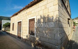 Vis, Splitsko-dalmatinska 21485