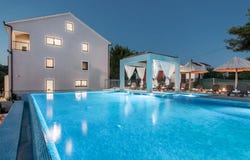 Milna, Split-Dalmatia County 21405