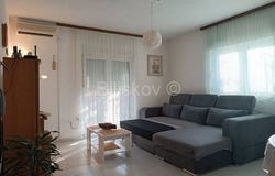 Trogir, Splitsko-dalmatinska 21225