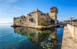 Katel Gomilica, Split-Dalmatia