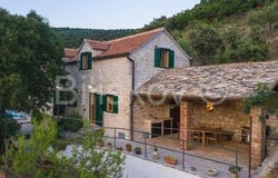 Brac, Splitsko-dalmatinska 21410