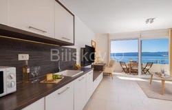 Omiš, Splitsko-dalmatinska 21318