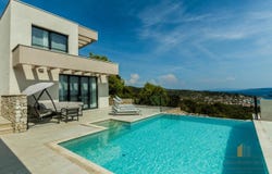 Vinišće, Split-Dalmatia County 21222