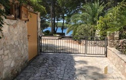 Milna, Split-Dalmatia County 21405