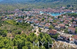 Stari grad, Splitsko-dalmatinska 21460