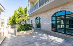 Omis, Splitsko-dalmatinska