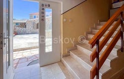 Trogir, Splitsko-dalmatinska 21225