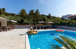 Čiovo, Split-Dalmatia County 21220