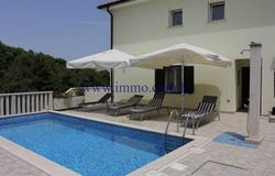 Postira, Split-Dalmatia County 21410