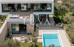 Šolta, Split-Dalmatia County 21432
