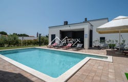Poreč, Istria County 52440