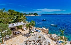 Hvar, Splitsko-dalmatinska 21450