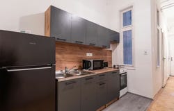 Thököly út, Budapest, Budapest 1076