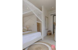 Bukit - Goa Gong, Badung, Bali 80361