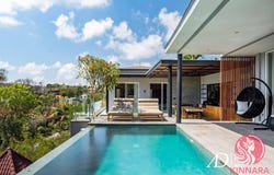 Ungasan, Badung, Bali 80361