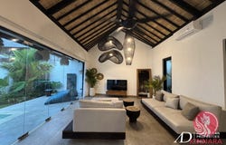 KEROBOKAN, Badung, Bali 80361