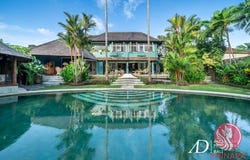 Kerobokan, Badung, Bali 80361
