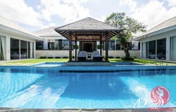 Ungasan, Badung, Bali 80361