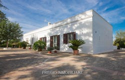 Monopoli, Apulia 70043