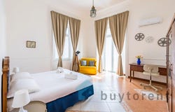 Naples, Campania 80132