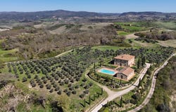 Asciano, Tuscany 53041