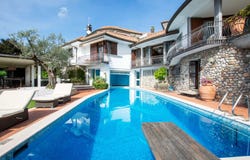 Besozzo, Lombardy 21023