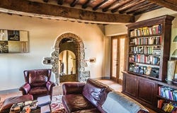 Trequanda, Tuscany 53020