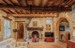 Cortona, Tuscany 52044