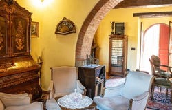 Sinalunga, Tuscany 53048