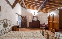Castel del Piano, Tuscany 58033