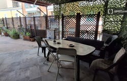 naples, Campania 80142