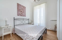 Mola di Bari, Apulia 70042