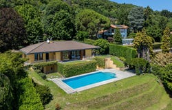Via per Comnago, 52, Lesa, Piedmont 28040