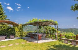 Pescia, Tuscany 51017
