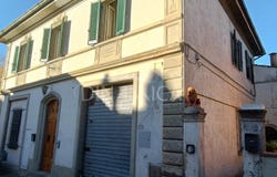 Vinci, Tuscany 50059