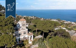 Capri, Napoli