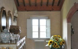 Pontedera, Tuscany 56025