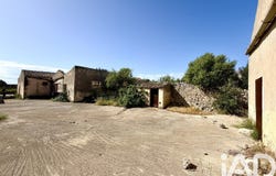 Rosolini, Sicily 96019