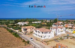 Budoni, Sardinia 08020