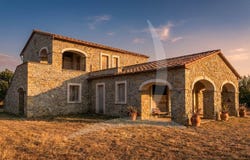 Manciano, Tuscany 58010