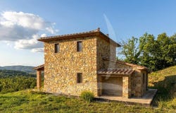 Bucine, Tuscany 52020