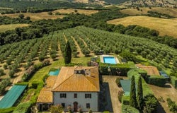 Scansano, Tuscany 58054