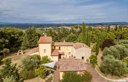 Lari, Lari, Tuscany 56035