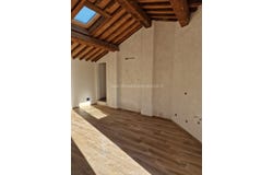 Guazzino, Tuscany 53048