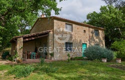Seggiano, Tuscany 58038