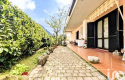 Sulmona, Abruzzo 67039