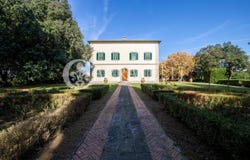 Fucecchio, Tuscany 50054